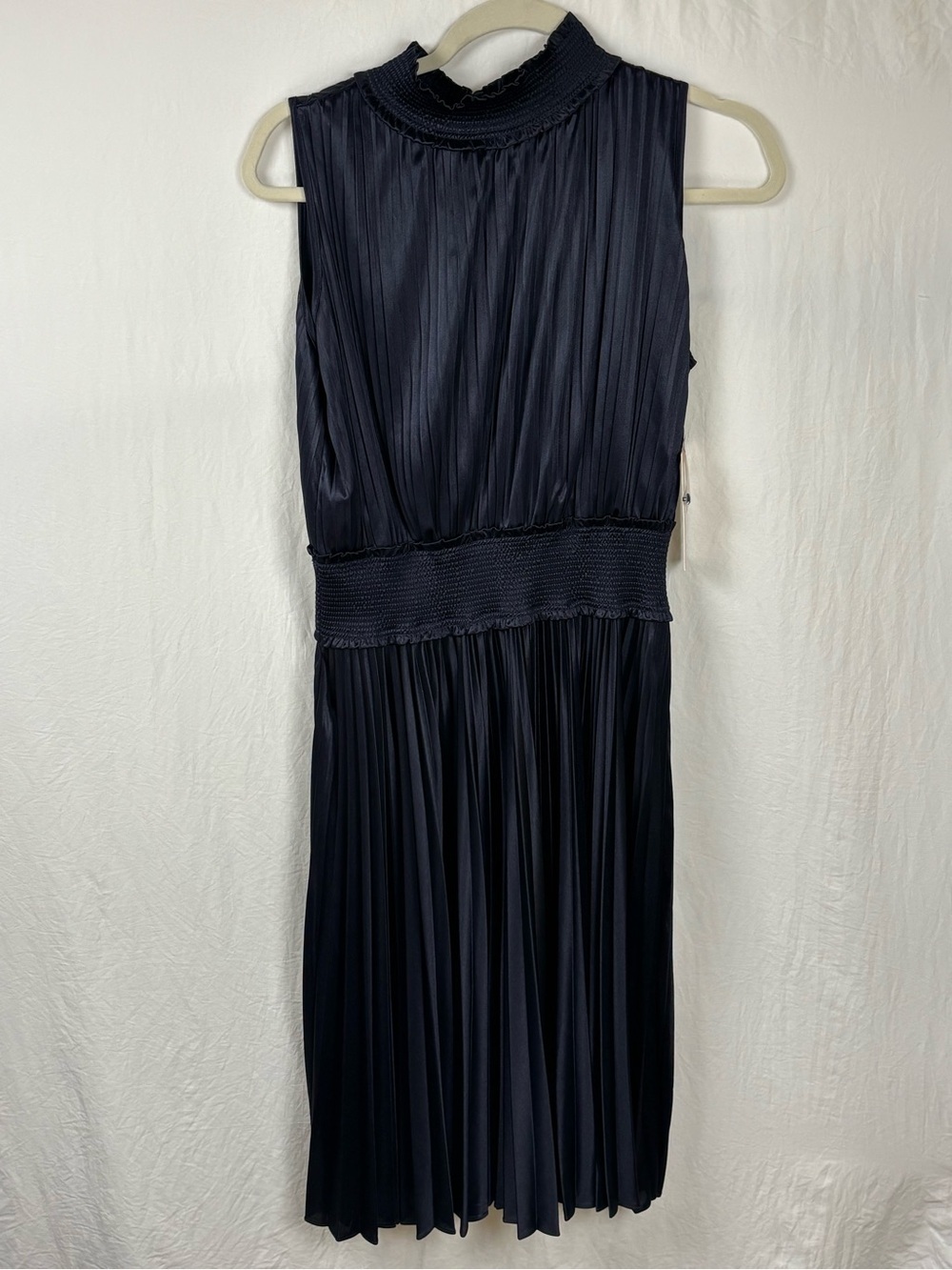 NWT Nanette Nanette Lepore women’s 8 Smocked Waist Navy Pleated Midi Dress